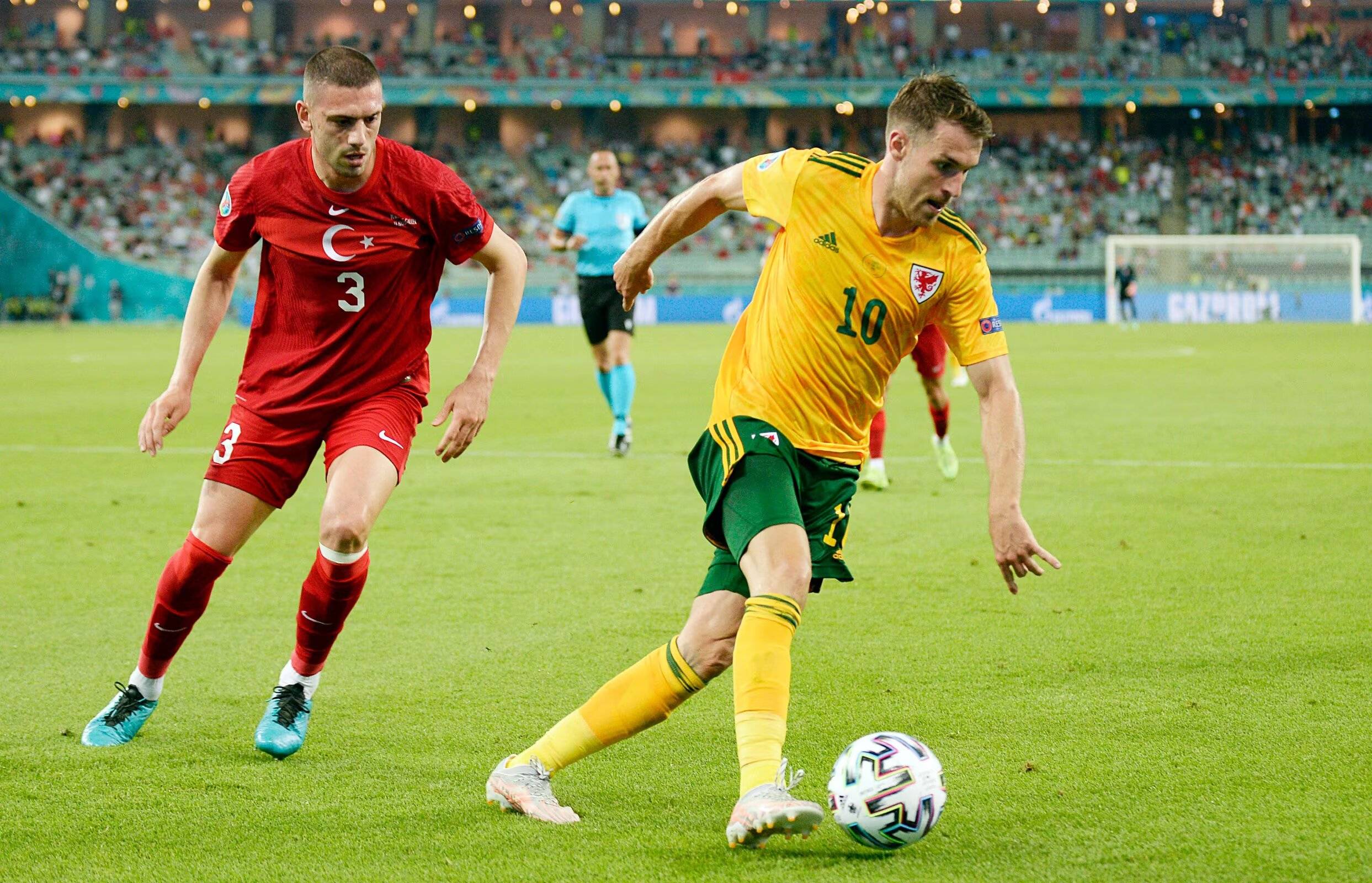 包含马赛球队士气下滑，需加强训练备战下一场比赛的词条