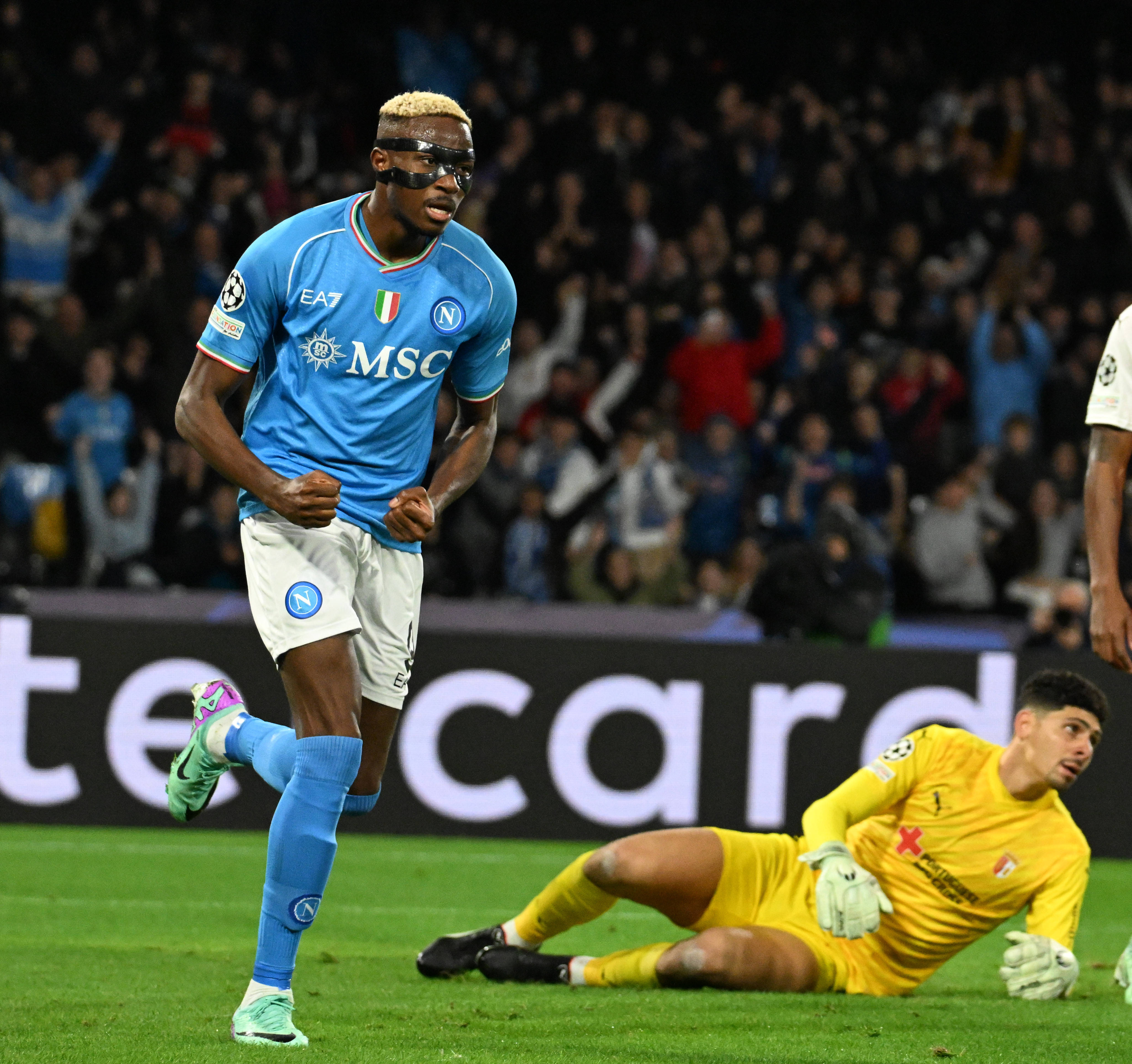 关于那不勒斯客场大胜，继续保持不败领先的信息